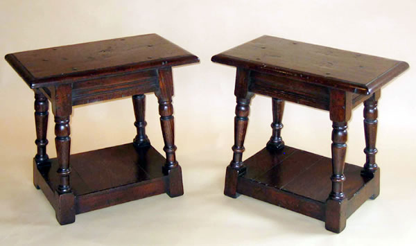 SC7628 Oak Joint Stools